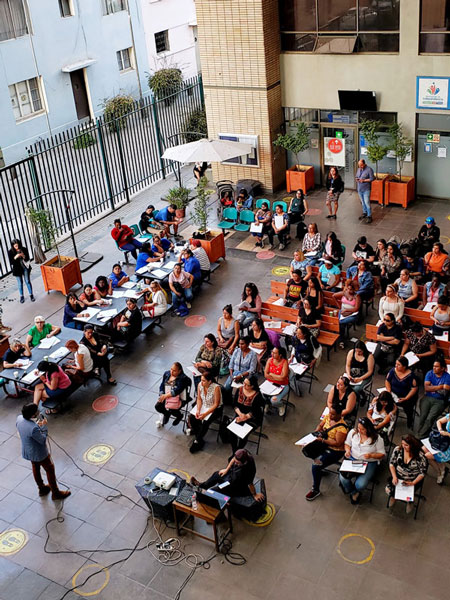 Aerial view of the attendees at Apoya Mujer Migrante Day, Independencia 2022.