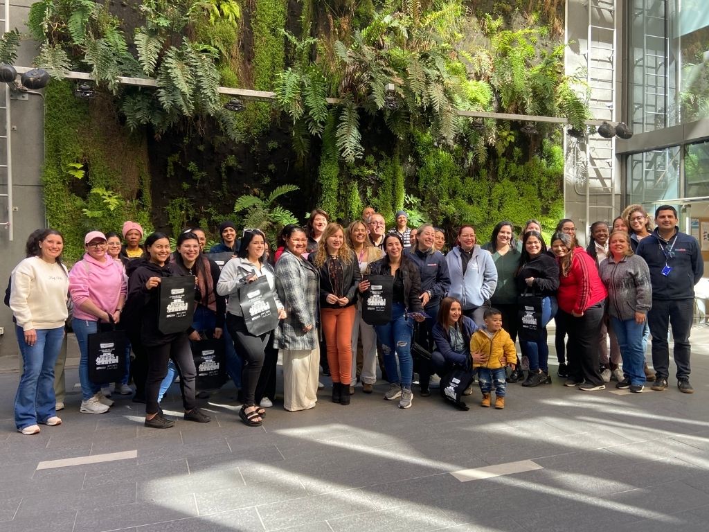 Asistentes jornada Apoya Mujer Migrante