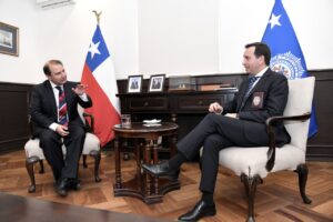 Director Nacional se reúne con director general PDI