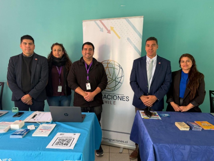 Equipo de Sermig y Delegación presidencial en operativo de Migraciones en tu Barrio