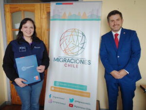 Imagen protocolar entre ambas autoridades en la ciudad de Osorno