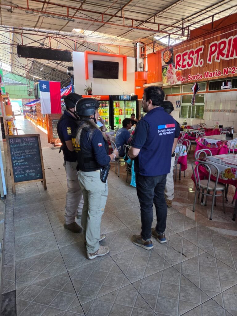Concretan operativo en sector Súper Agro Santa María con 49 fiscalizaciones y 12 denuncias en Arica