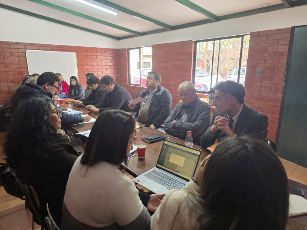 Reunión en Coquimbo de autoridades del SERMIG. municipio y organizaciones