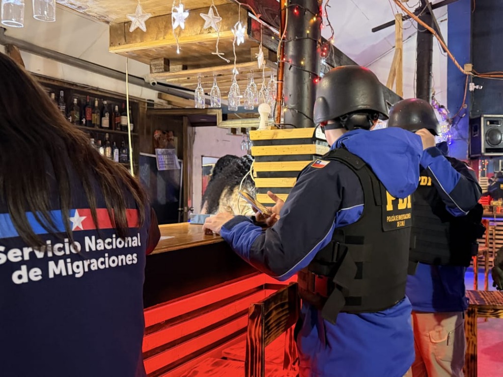 Fiscalizan a personas en Puerto Aysén y Coyhaique