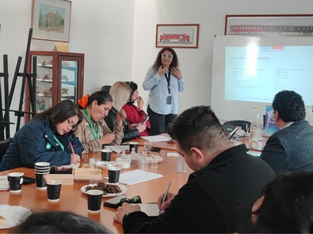 Capacitación migratoria en Curicó
