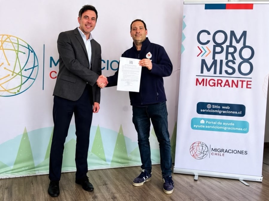 Deportes La Serena firma el compromiso migrante con el SERMIG
